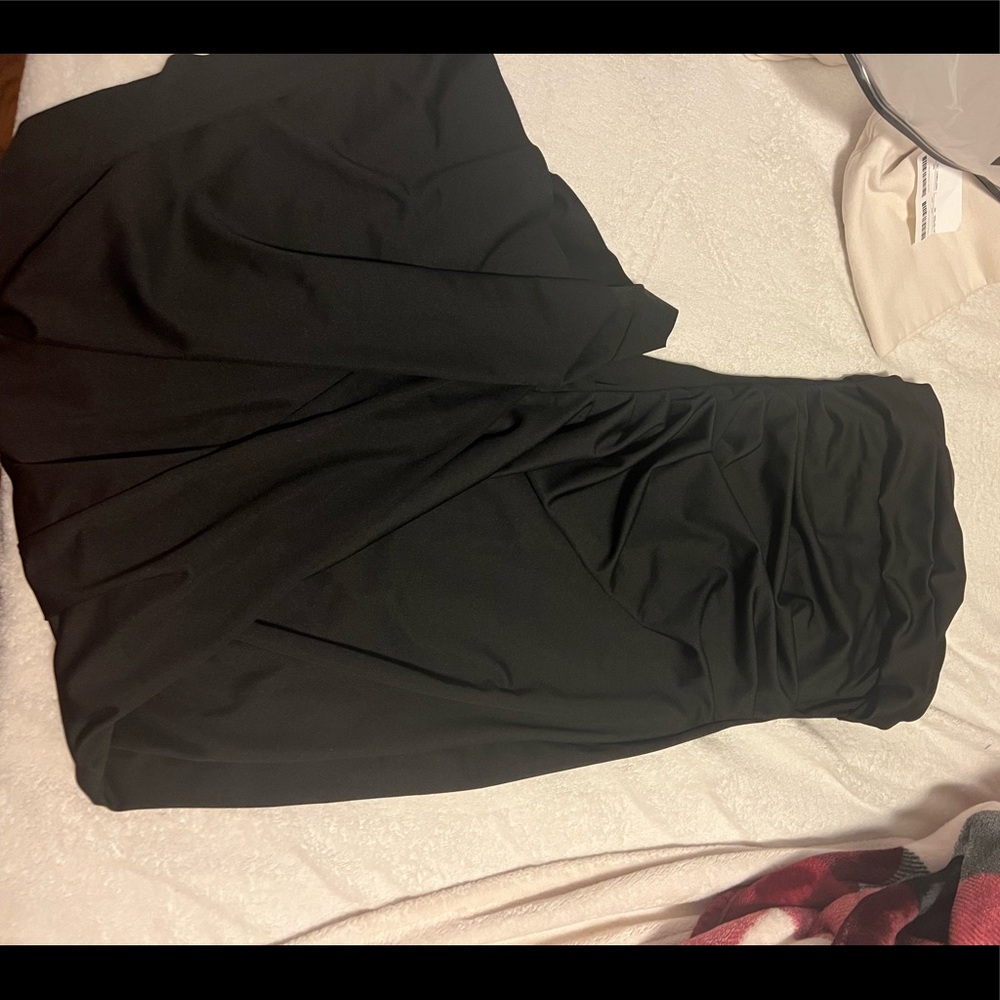 black strapless dress with slit xs(2)